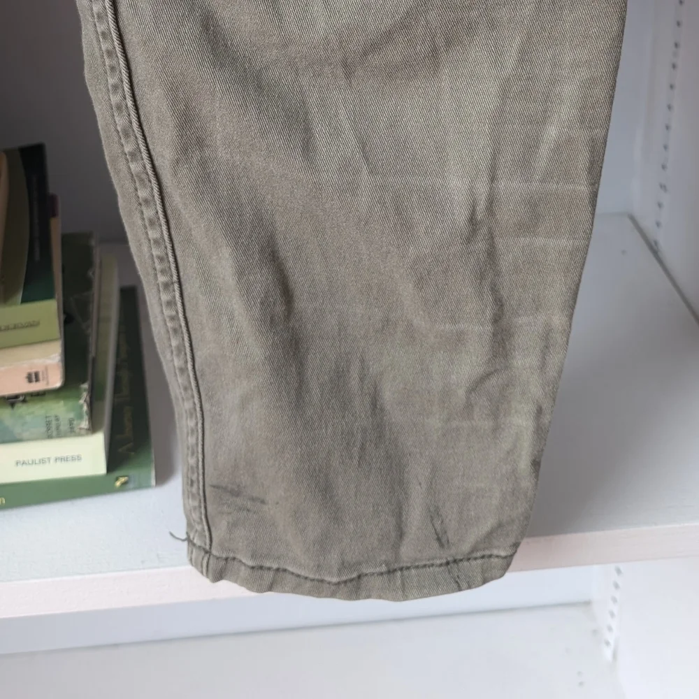 Abercrombie & Fitch Women's Low Rise Skinny Capris Moto Size Size 31 Grunge - Picture 14 of 16